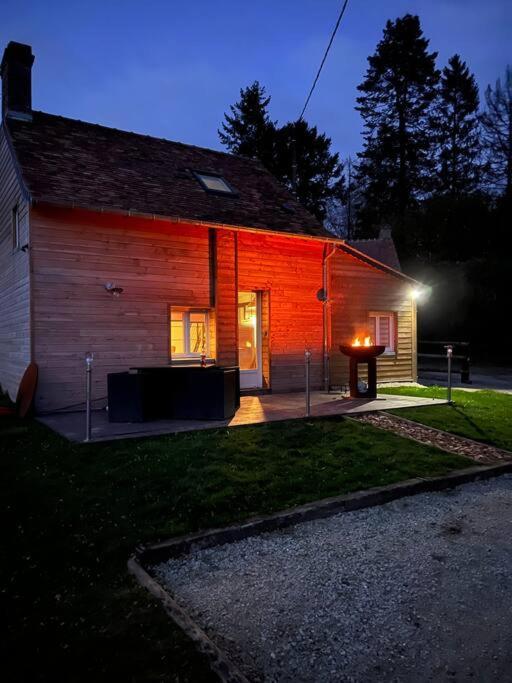 Cottage Cocooning Romantique Avec Jaccuzzi Prive Ancinnes Exteriér fotografie
