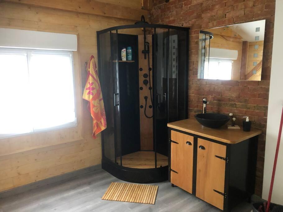 Cottage Cocooning Romantique Avec Jaccuzzi Prive Ancinnes Exteriér fotografie